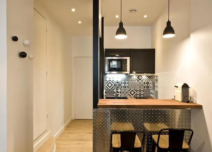 Pick A Flat's Near Montmartre - Rue De Navarin Париж